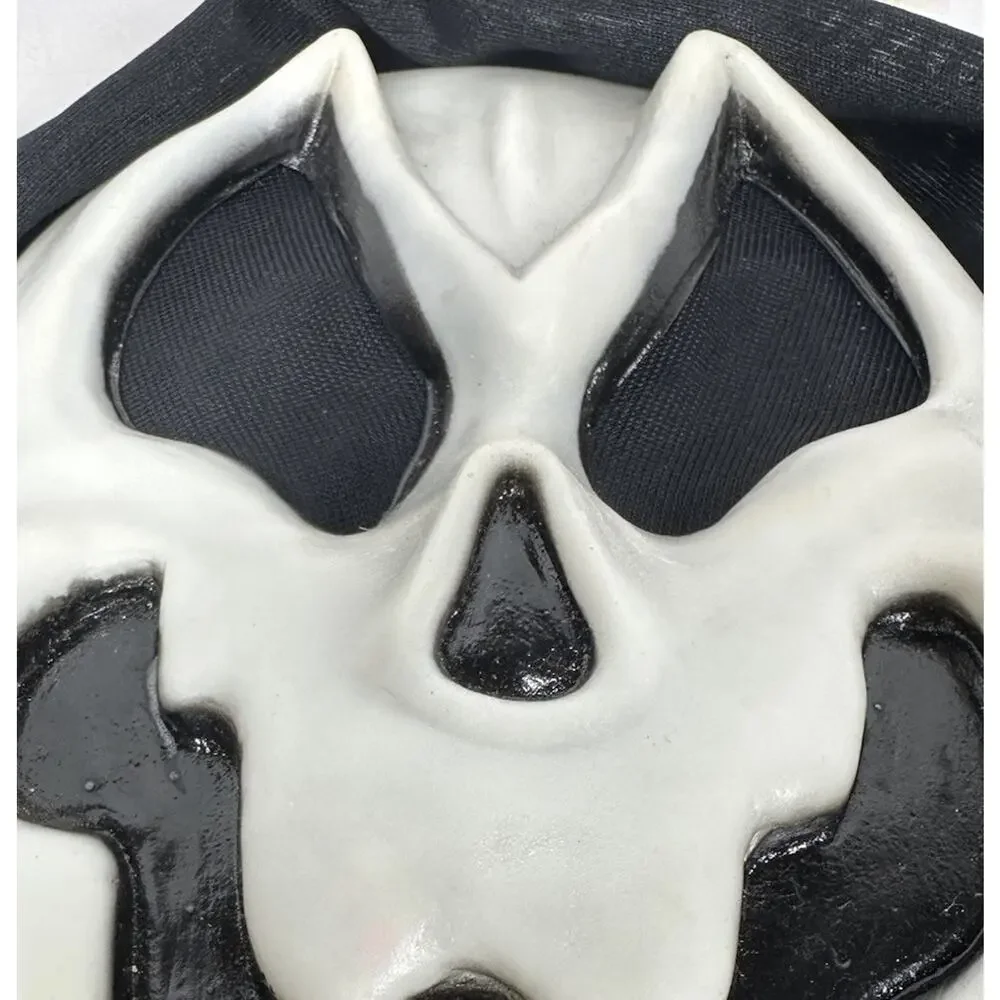 Ghostface Scream Mask Easter Unlimited Inc Squiggly Smile Metly Face with Hood